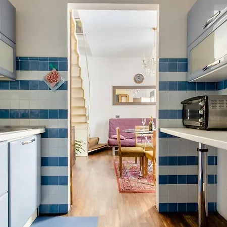 Gamberini House - Private Garden Apartment