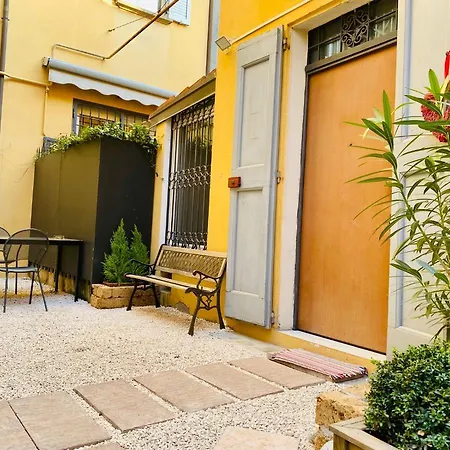 Gamberini House - Private Garden * Bologna