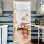 Gamberini House - Private Garden Apartamento